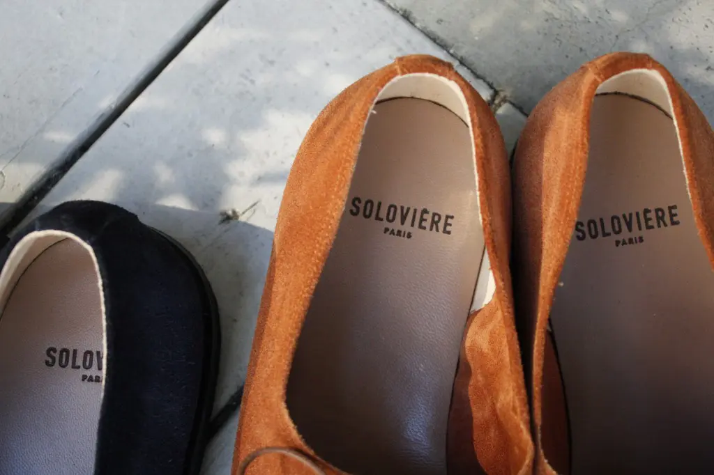 SOLOVIERE SUEDE FRINGED WALLABY LOAFER