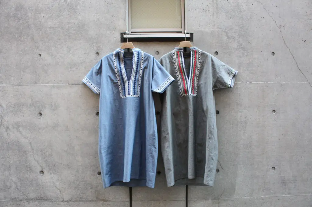LA LISTE TUNISIENNE "ROBE ODETTE CHAMBRAY"