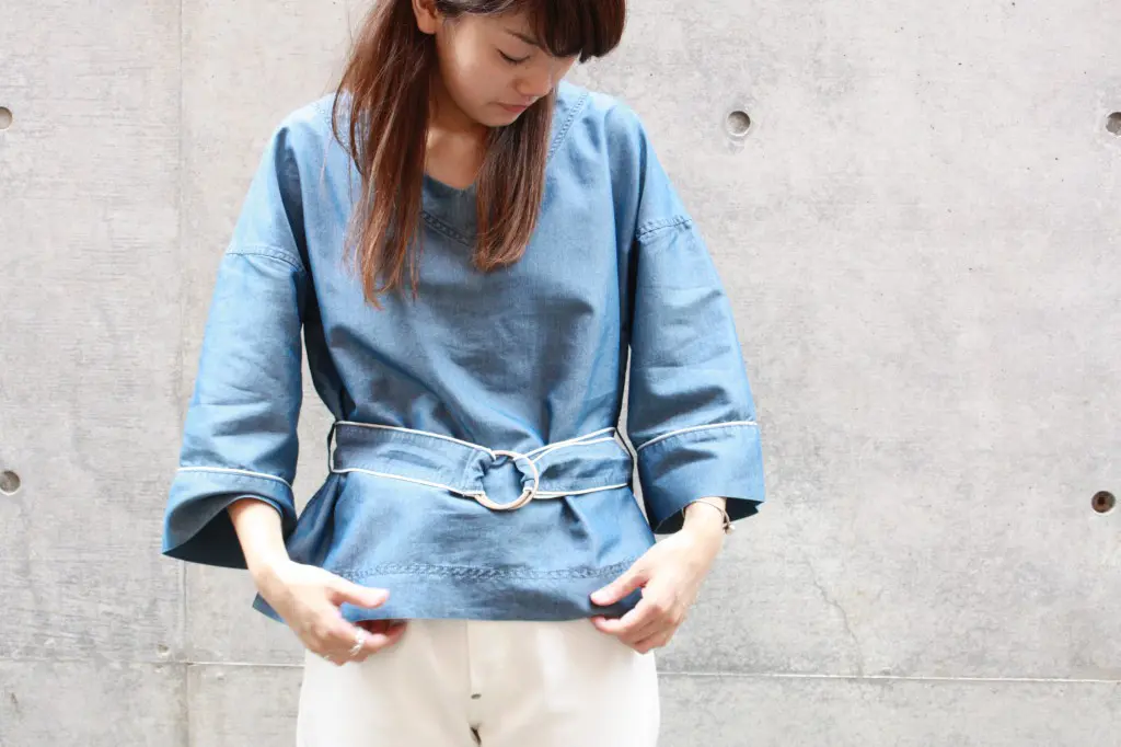CINOH TRIACETATE DENIM WITH SLIM PIPING PULLOVER