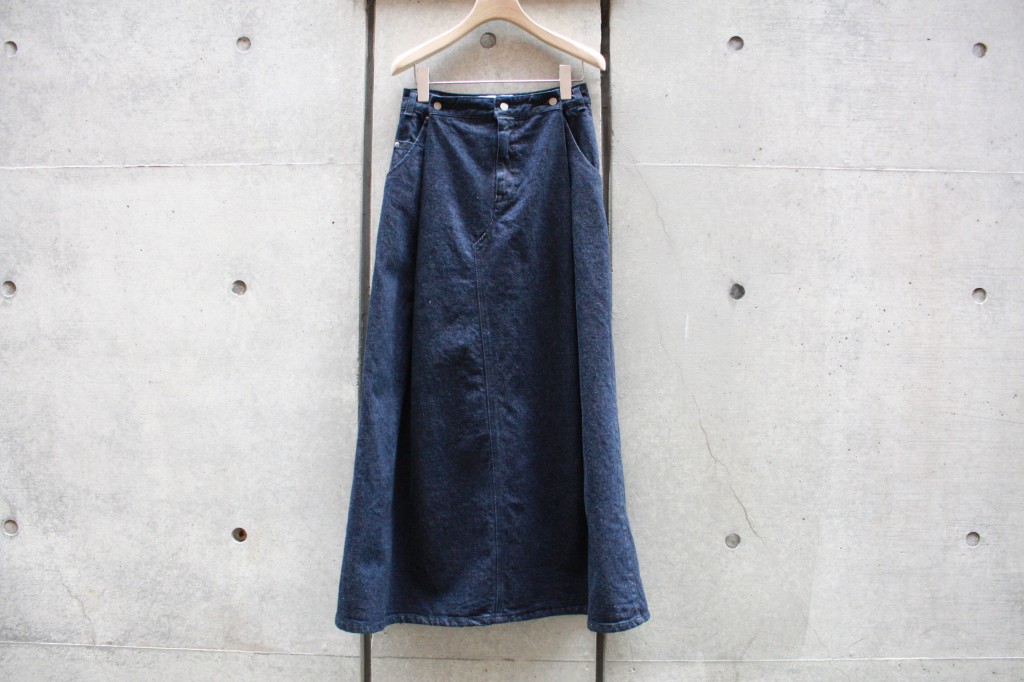 MY"TUCK DENIM SKIRT"