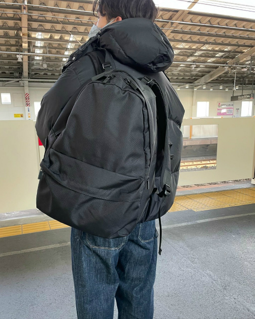 monolith モノリス backpack pro solid S-