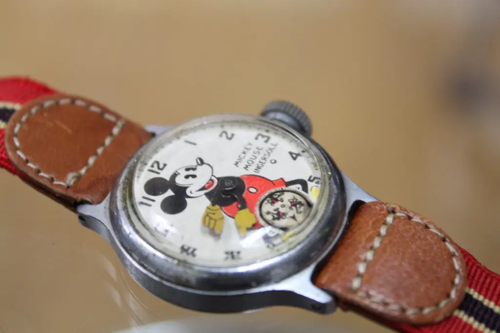 ANTIQUE WATCH