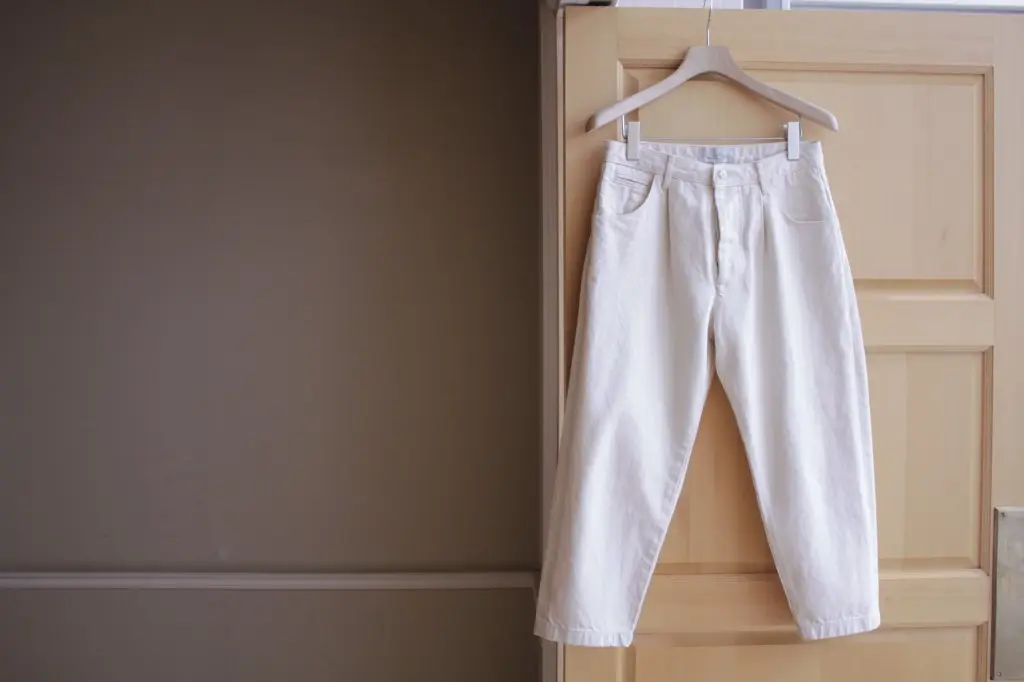 STUDIONICHOLSON PLEAT FRONT DENIM PANT