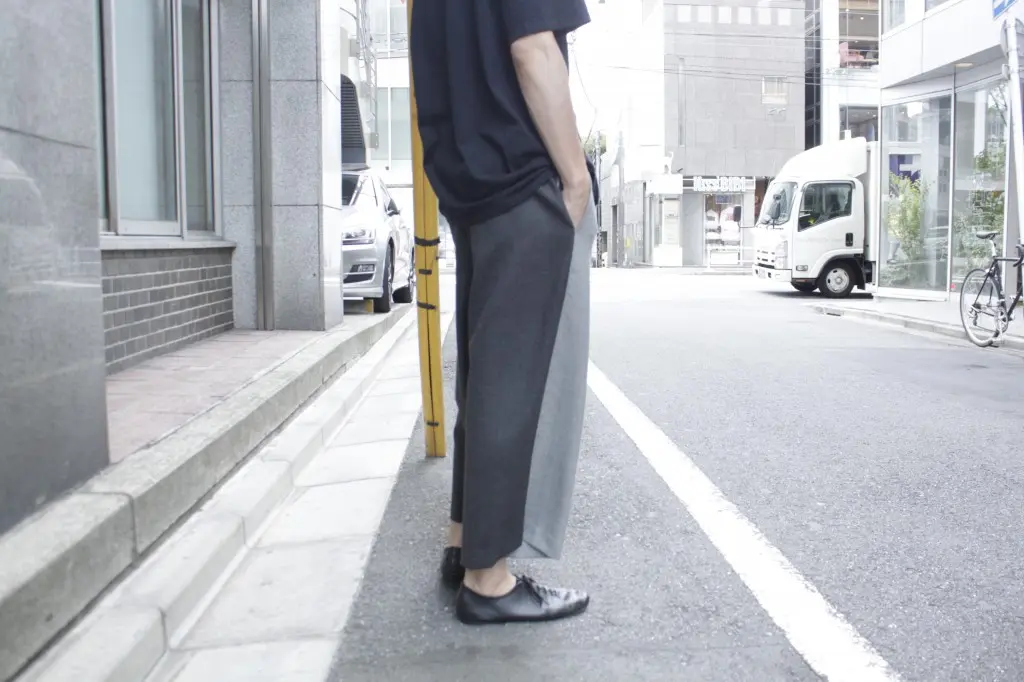 DIGAWEL COLLOR SWITCH PANTS OKAMOTO