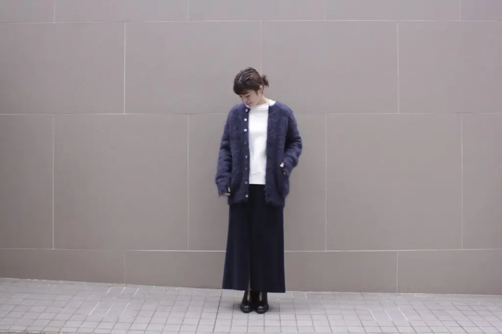 JANE SMITH MOHAIR CARDIGAN / NAVY SUGANO