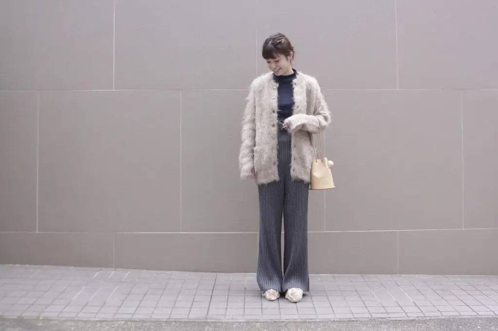JANE SMITH MOHAIR CARDIGAN / BEIGE SUGANO