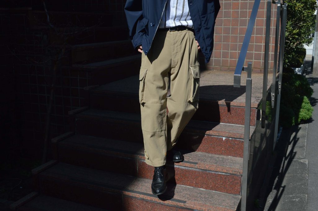 20ss COMOLI コットンツイル 6ポケットパンツ KHAKI - パンツ