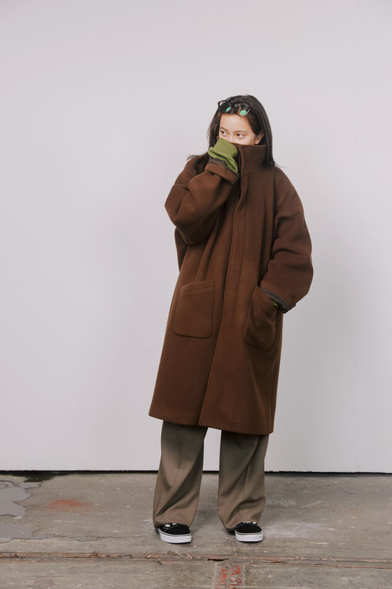LOOK 04