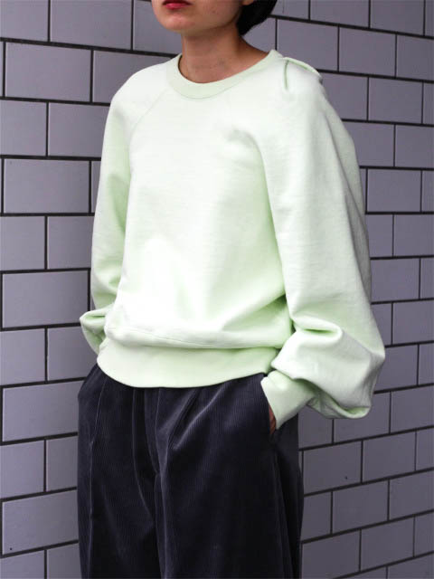 PHEENY for 1LDK apartments. “SWEAT TUCKED SLEEVE PULLOVER” - 1LDK ...