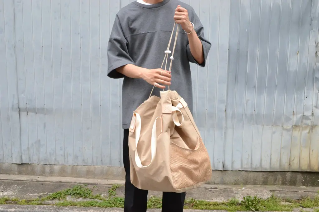 エンダースキーマ　functional tote bag ベージュ